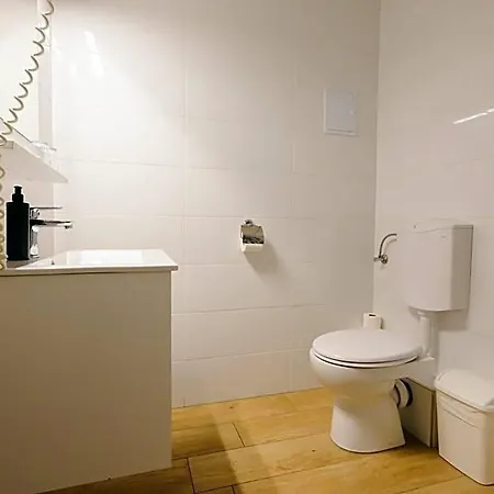 Отель Gartner 3*