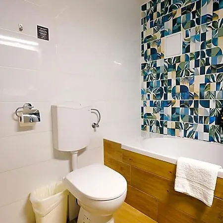 Отель Gartner 3*